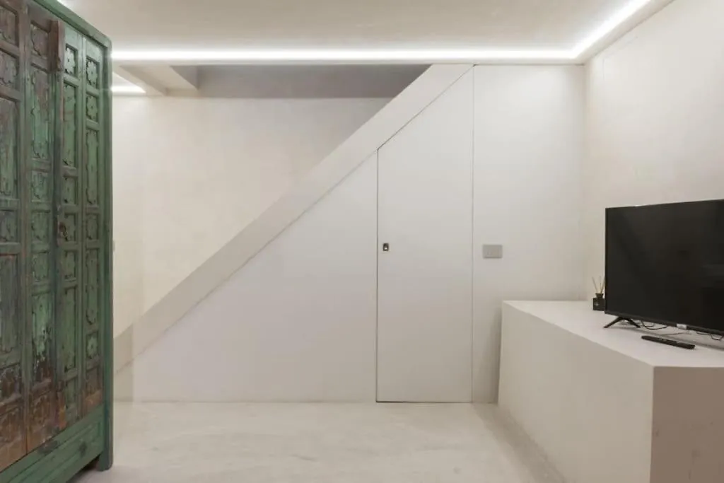 Apartment Keys Of Italy - Benci 20 Loft - Cherubini Luxurious Loft In Santa Croce Florence